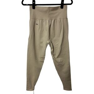 NWT Stax. Australia Women’s 2XL Tan Beige Workout Tights Leggings Seamless Gym